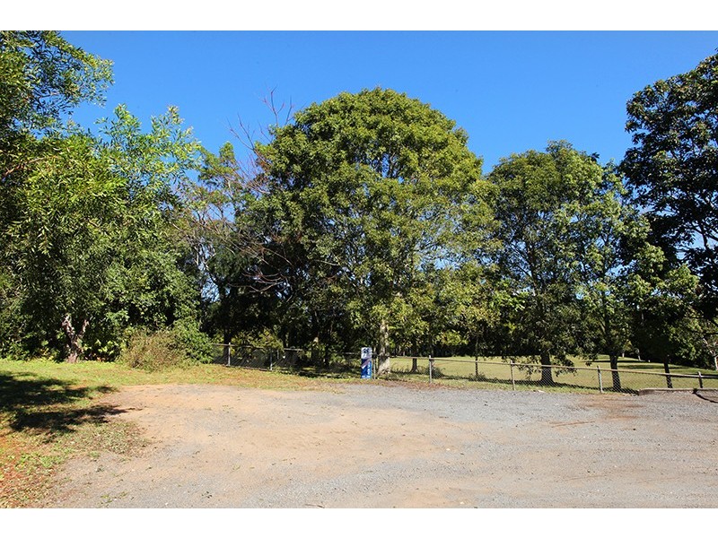 34 Flaxton Drive, Mapleton QLD 4560