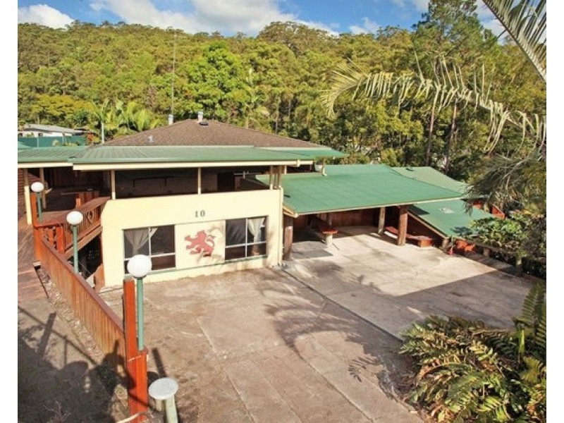 10 Bade Street, Nambour QLD 4560