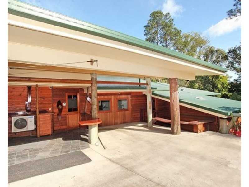 10 Bade Street, Nambour QLD 4560