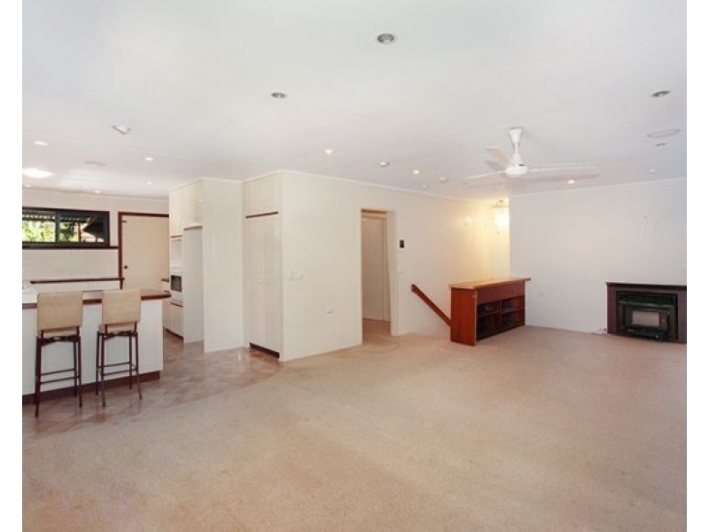 10 Bade Street, Nambour QLD 4560