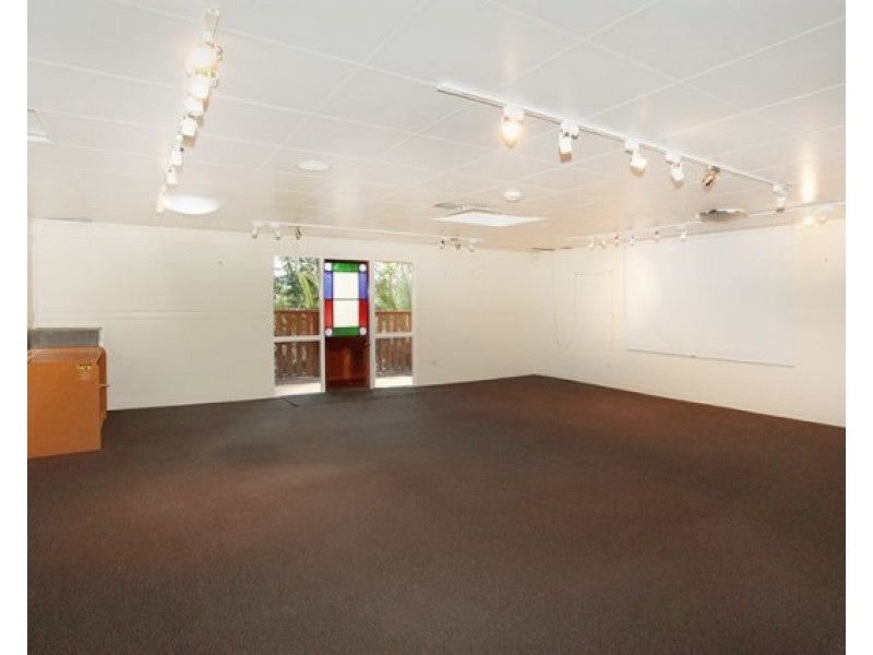 10 Bade Street, Nambour QLD 4560