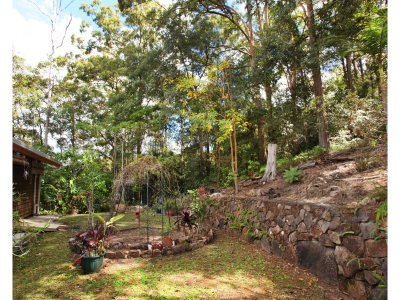 16 Campbell Close, Nambour QLD 4560