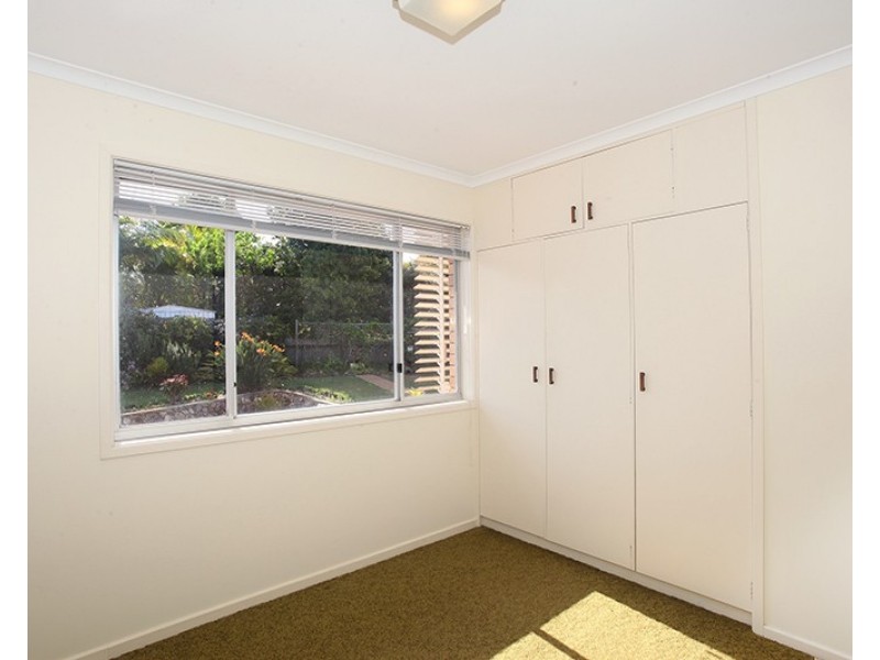 5 Bambaroo Close, Nambour QLD 4560