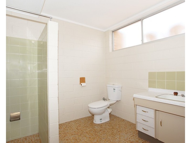 5 Bambaroo Close, Nambour QLD 4560