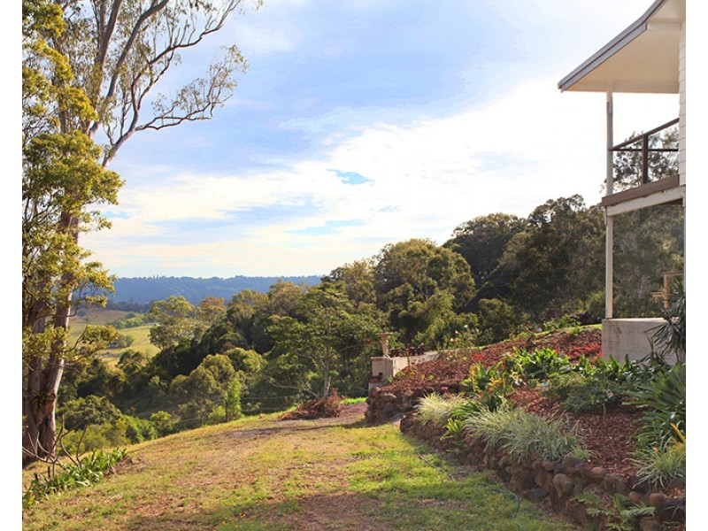 6 Thompson Road, Dulong QLD 4560