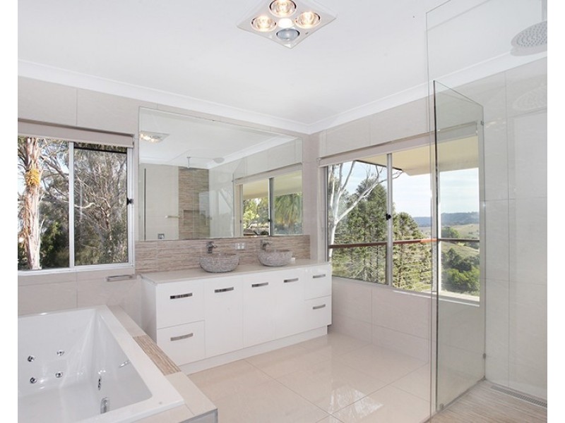 6 Thompson Road, Dulong QLD 4560