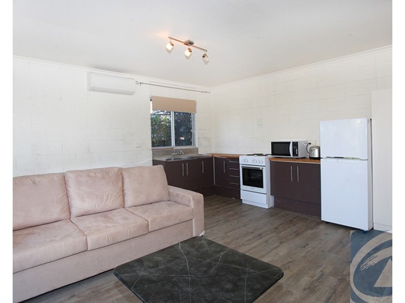 4/6 Washington Street, Nambour QLD 4560