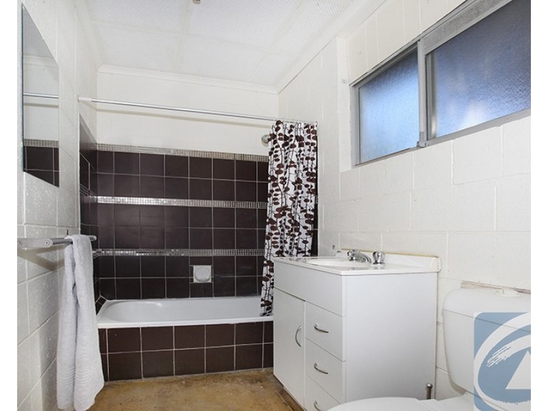 4/6 Washington Street, Nambour QLD 4560