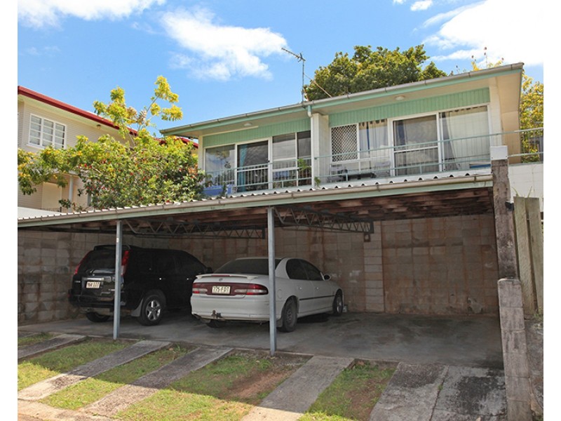 4/6 Washington Street, Nambour QLD 4560