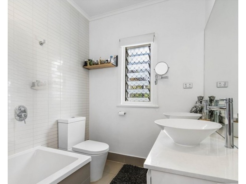 19 Aspland Street, Nambour QLD 4560