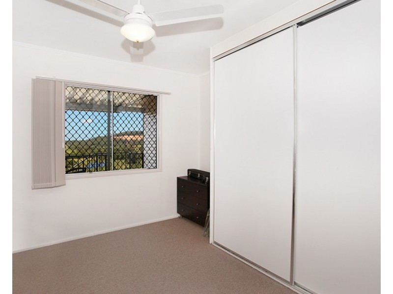 16 Yvonne Street, Highworth QLD 4560