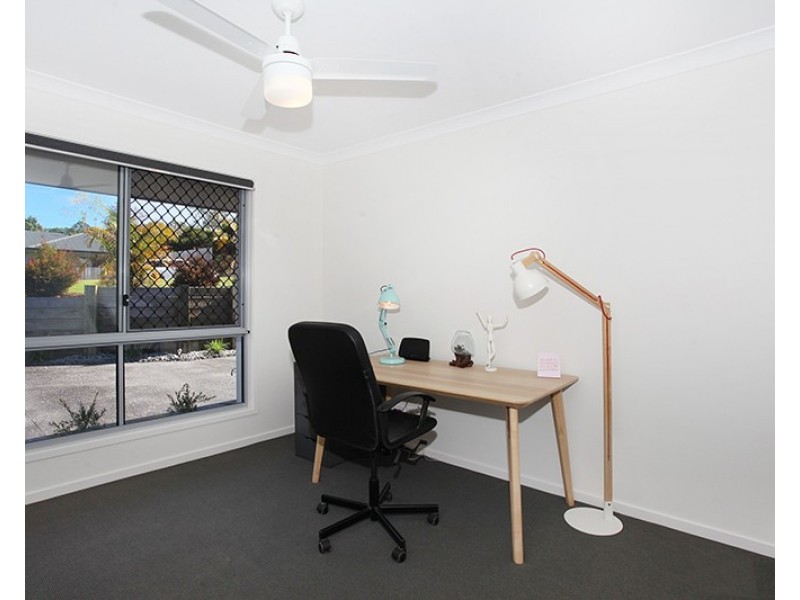 7 Bowerbird Avenue, Burnside QLD 4560