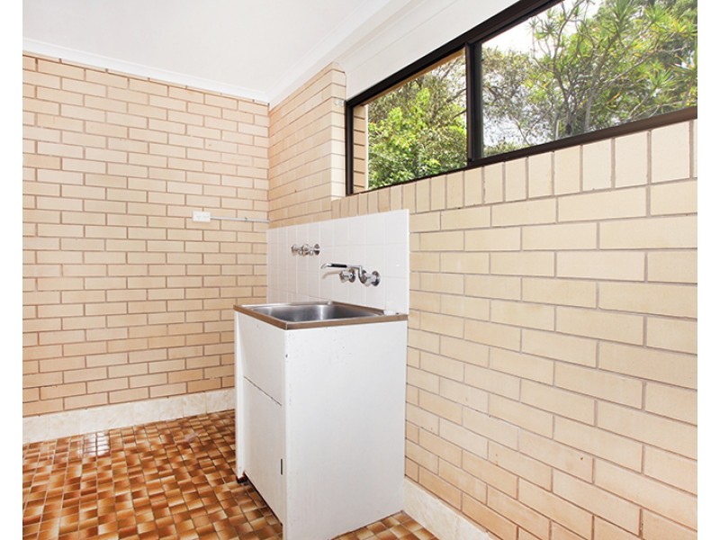 3 Canmaroo Avenue, Nambour QLD 4560