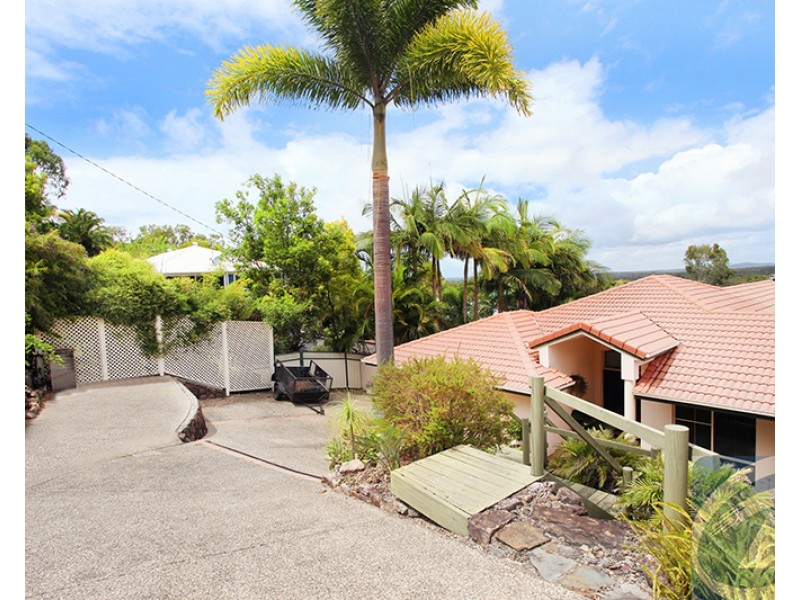 8 Golf Links Road, Buderim QLD 4556