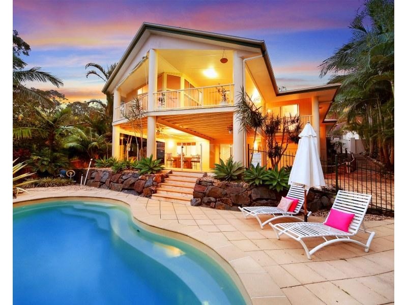 8 Golf Links Road, Buderim QLD 4556