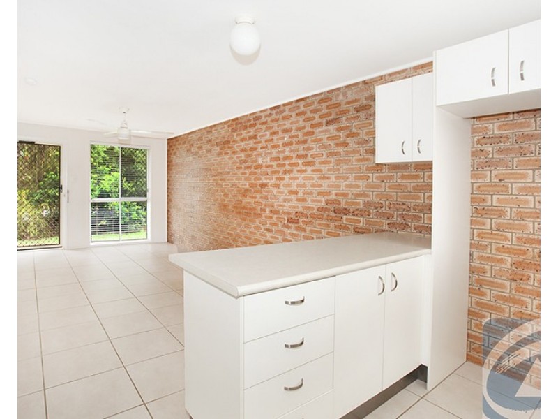 2/2 Sunhaven Court, Nambour QLD 4560