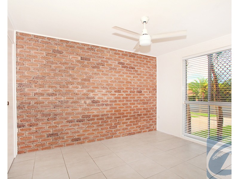 2/2 Sunhaven Court, Nambour QLD 4560