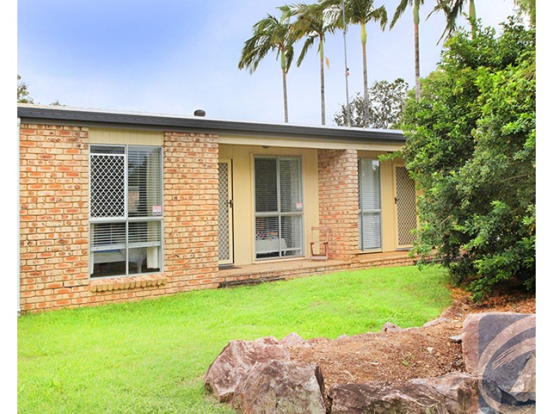 2/2 Sunhaven Court, Nambour QLD 4560