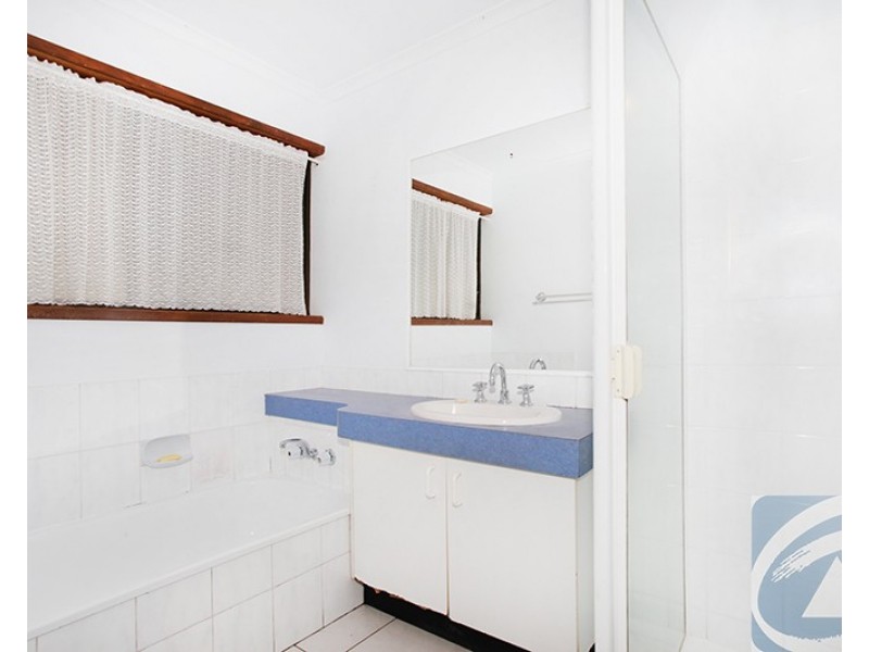 9 Flinders Avenue, Nambour QLD 4560