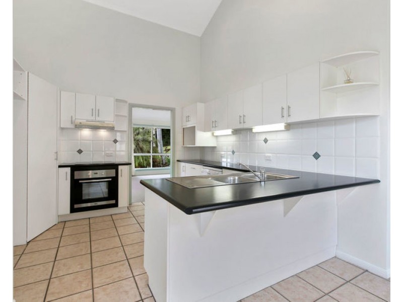 6 Coral Court, Nambour QLD 4560