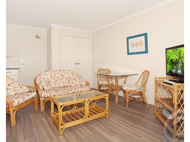 2/29 Hospital Road, Nambour QLD 4560