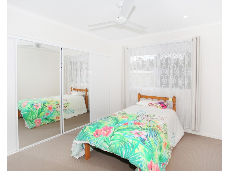 3 Griffin Place, Coes Creek QLD 4560