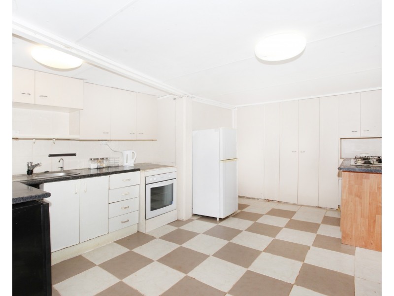 50 Lamington Terrace, Nambour QLD 4560