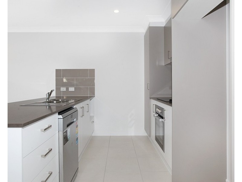 1/54 Creekside Circuit, Nambour QLD 4560