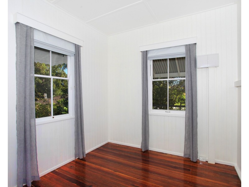 11 Hocking Street, Nambour QLD 4560