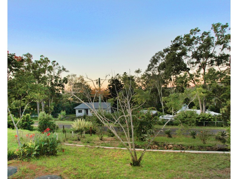 9 George Street, Brooloo QLD 4570