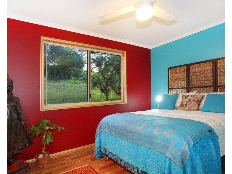 9 George Street, Brooloo QLD 4570