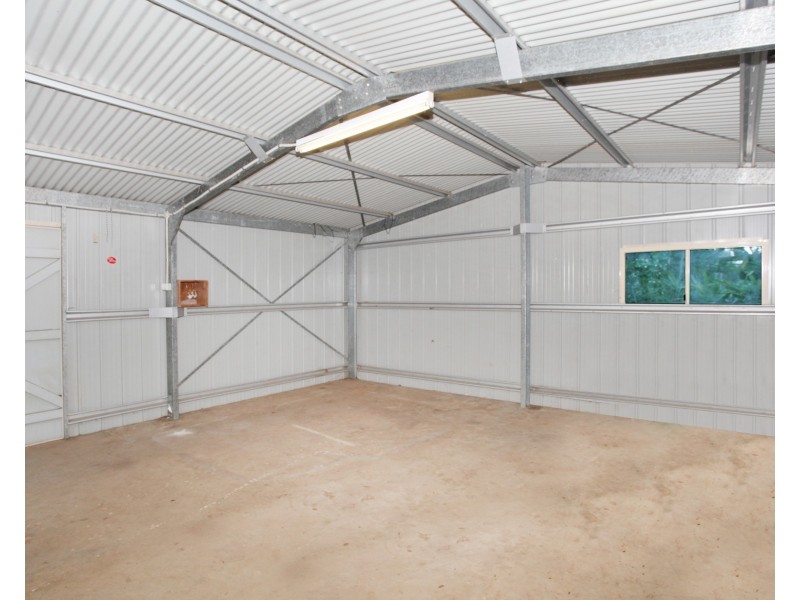 9 George Street, Brooloo QLD 4570
