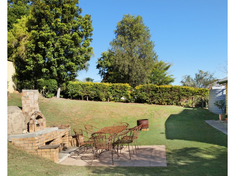 11 Ann Street, Woombye QLD 4559