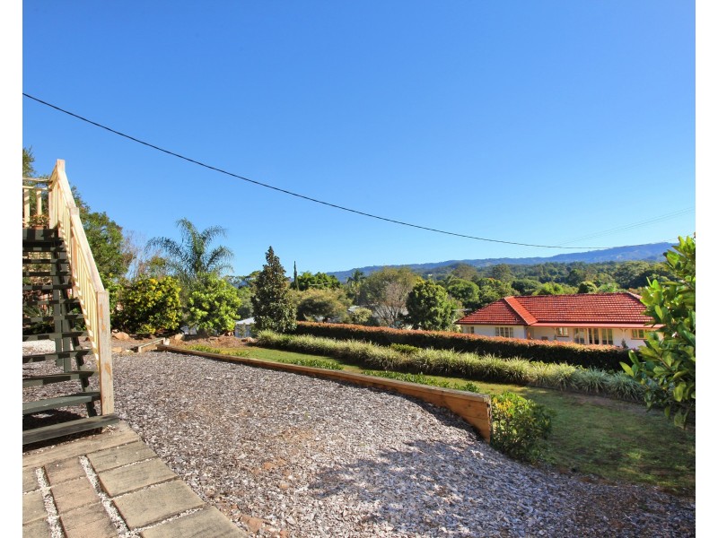11 Ann Street, Woombye QLD 4559