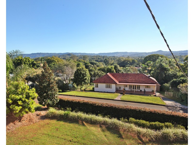 11 Ann Street, Woombye QLD 4559