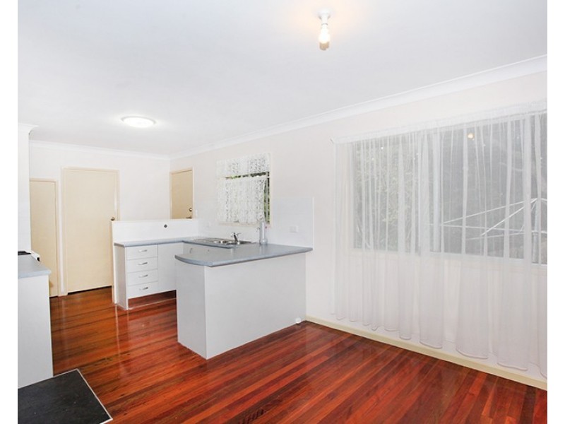 43 Hillcrest Avenue, Nambour QLD 4560