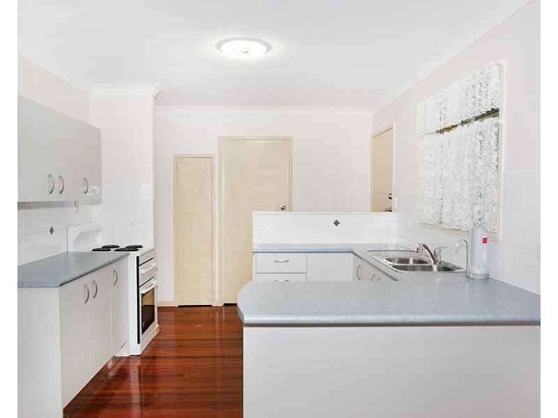 43 Hillcrest Avenue, Nambour QLD 4560