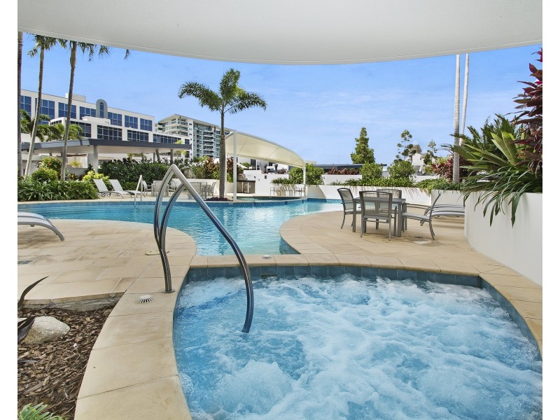 WAVES Apartment 801/36-38 Duporth Avenue, Maroochydore QLD 4558