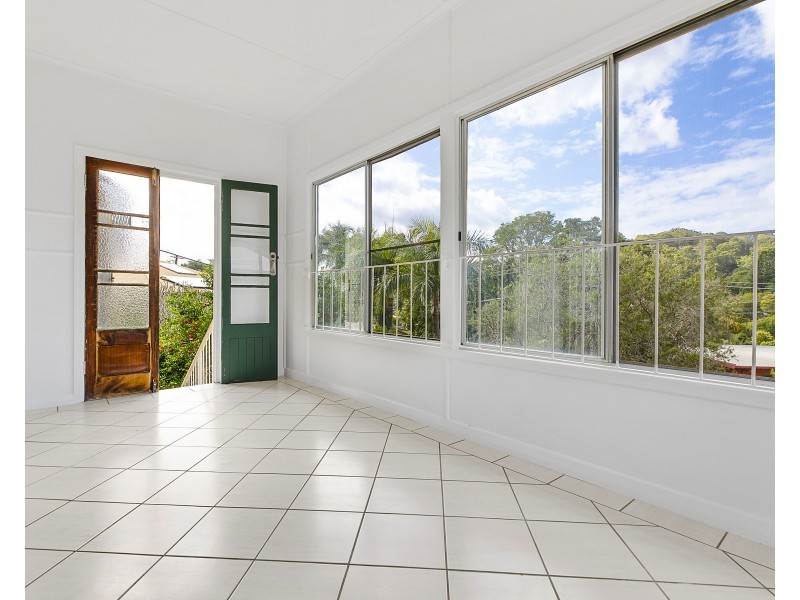 2 Mayfield Street, Nambour QLD 4560