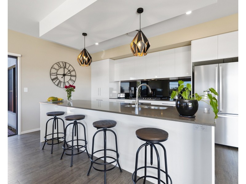 5 Northview Place, Woombye QLD 4559