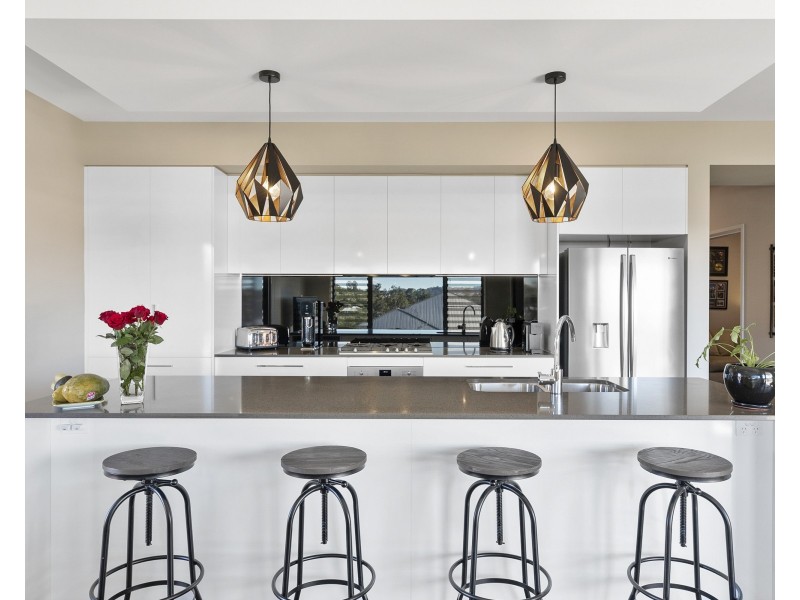 5 Northview Place, Woombye QLD 4559