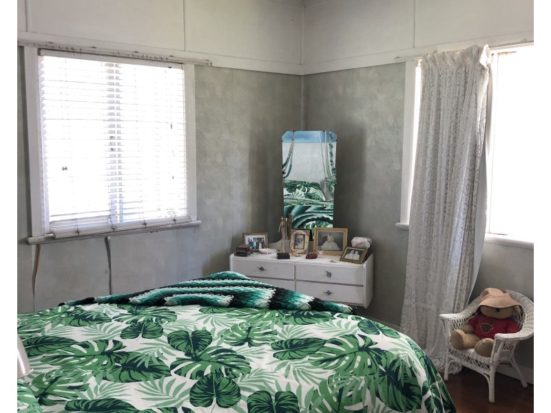 4 Bundarra St, Nambour QLD 4560