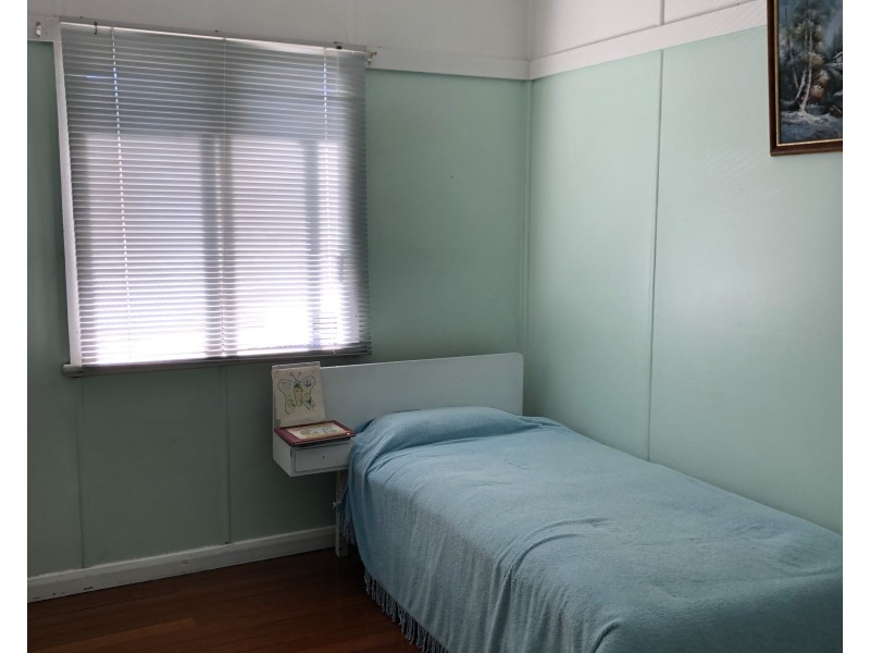 4 Bundarra St, Nambour QLD 4560