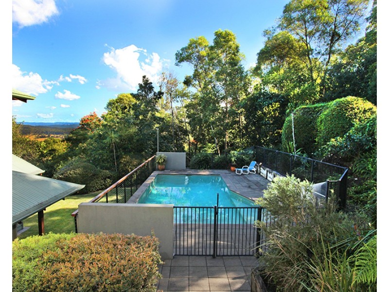 27 Ocean Vista Drive, Maroochy River QLD 4561