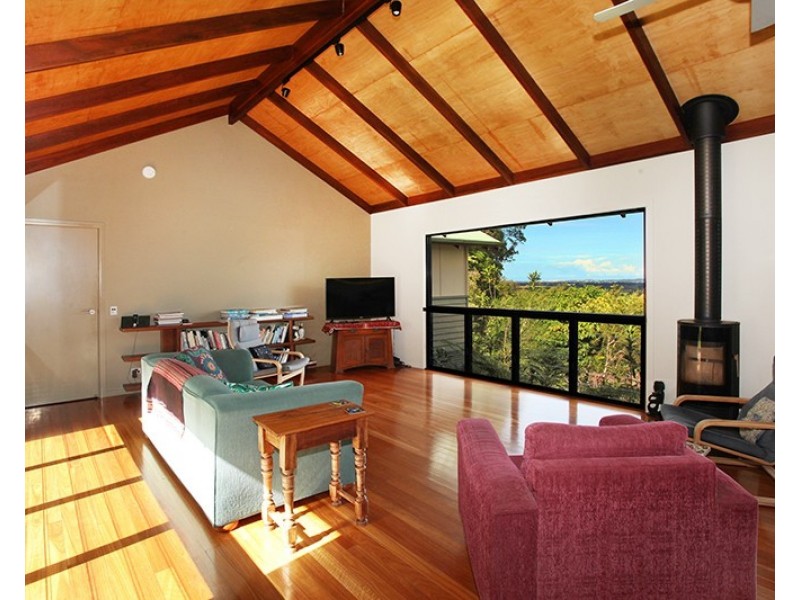 27 Ocean Vista Drive, Maroochy River QLD 4561