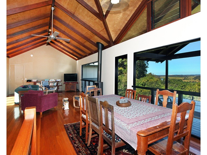 27 Ocean Vista Drive, Maroochy River QLD 4561