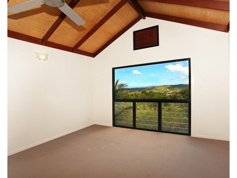 27 Ocean Vista Drive, Maroochy River QLD 4561