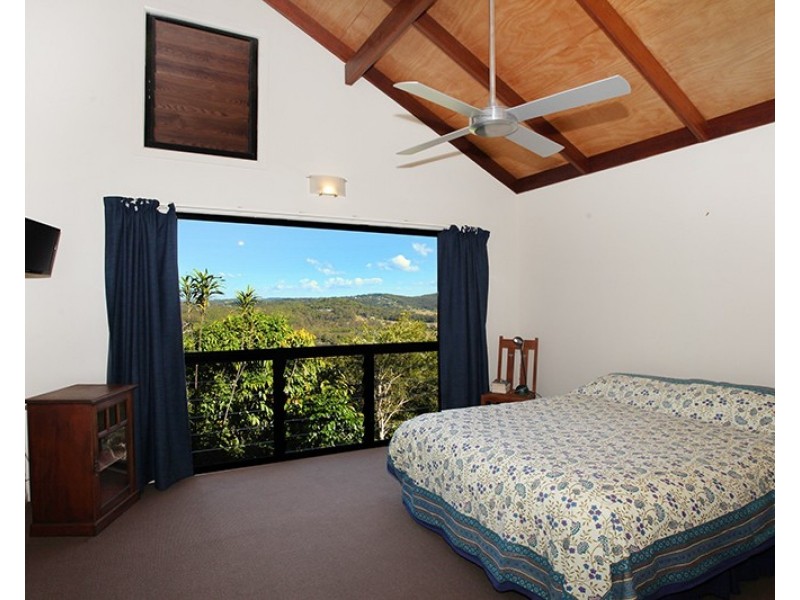 27 Ocean Vista Drive, Maroochy River QLD 4561