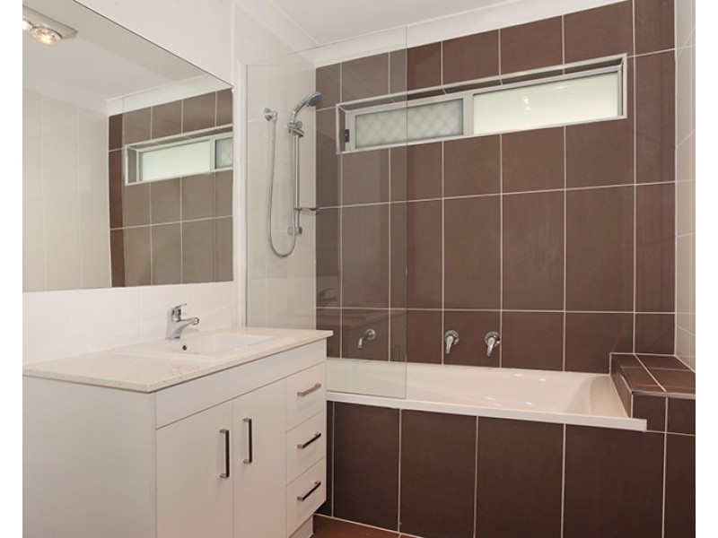 2 Eva Court, Nambour QLD 4560