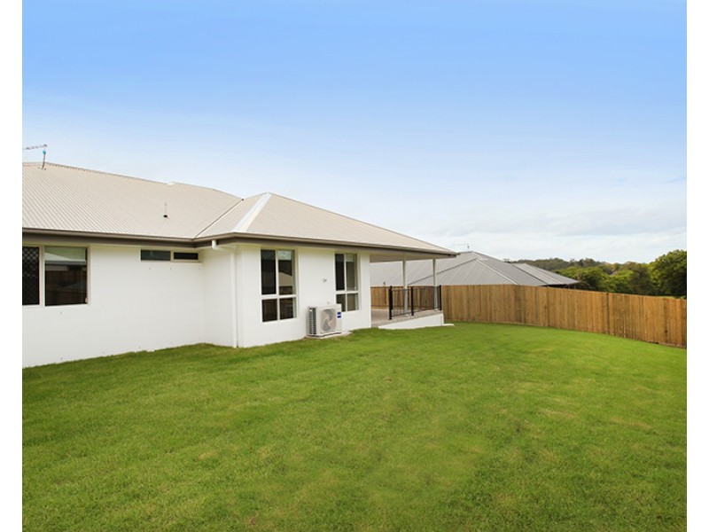 2 Eva Court, Nambour QLD 4560